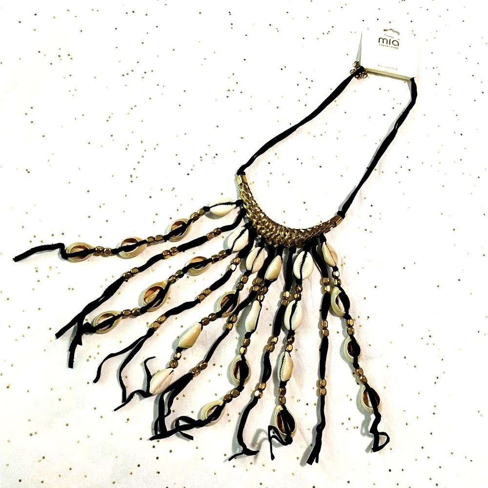 4/$25 Shell Necklace